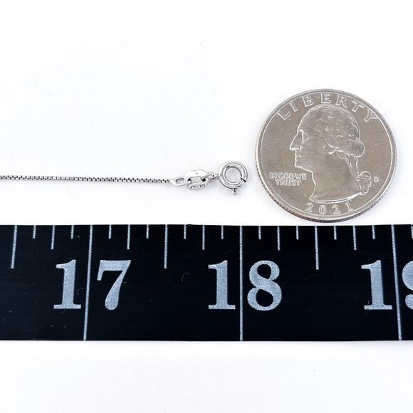 Vintage Ross Simons Italy Sterling Silver 925 0.7mm Box Chain Necklace 18" - Picture 2 of 3